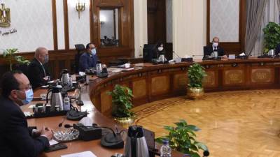 رئيس الوزراء يتابع الموقف التنفيذي لمشروع حدائق الفسطاط