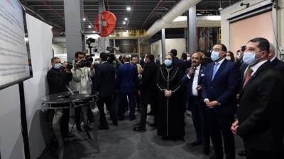 رئيس الوزراء يقوم بجولة في المنطقة الاستثمارية لمجموعة التنمية الصناعية بمدينة السادس من أكتوبر