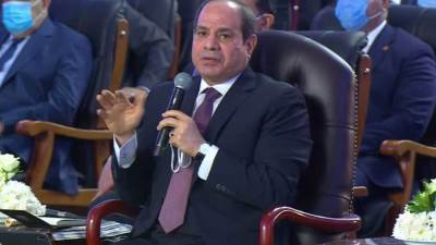 السيسي: «أوعوا تفتكروا أن البلد هدفها استجداء ضرائب»