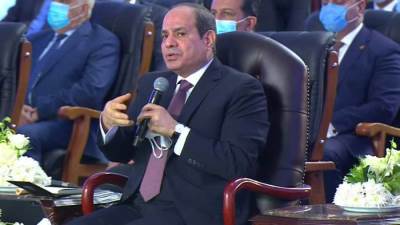 السيسي:  نحن أصحاب مصلحة و "ما بحبش أفرق فلوس"