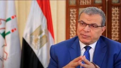 القوى العاملة : صرف 1.8 مليون جنيه للعمالة غير المنتظمة بالمنيا