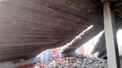 جهاز مدينة الشروق يزيل دور مخالف ويحول صاحب القطعة  للنيابة العسكرية