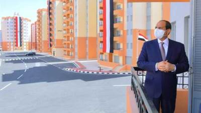 السيسي للمقبلين على الزواج: «هاعمل 100 ألف شقة إيجار بفرشهم»