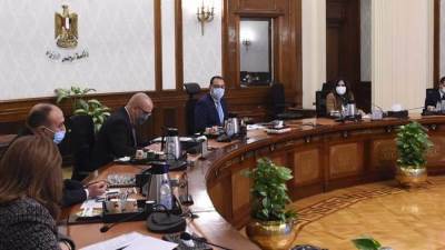 رئيس الوزراء يناقش التعديلات المقترحة لقواعد تنظيم الصناديق العقارية