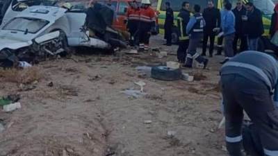 الصحة: الدفع بـ13 سيارة إسعاف لنقل مصابي حادث تصادم بين أتوبيس وميكروباص بمدينة الطور