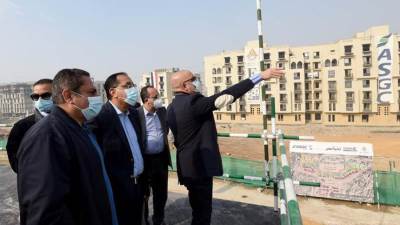 وزير الإسكان : نستهدف تنفيذ مشروع سياحي ثقافي ترفيهي على الطراز الإسلامي بمنطقة سور مجرى العيون