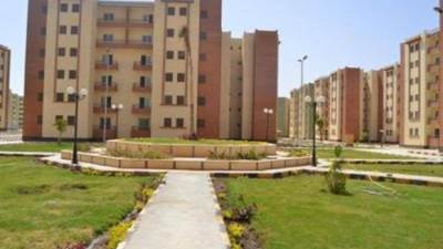 جهاز مدينة العبور يطرح 7 محلات تجارية وصيدلية للبيع  بالمزاد العلني