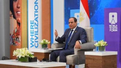  السيسي: إنتاج أول سيارة كهربائية مصرية عام 2023 