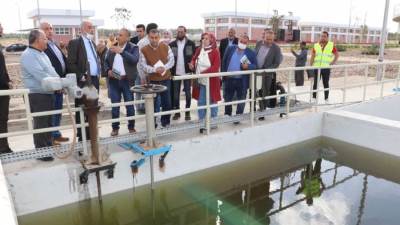 مسئولو «الإسكان» يتفقدون مشروعات تطوير منظومة الصرف الصحى بمدينة السادات