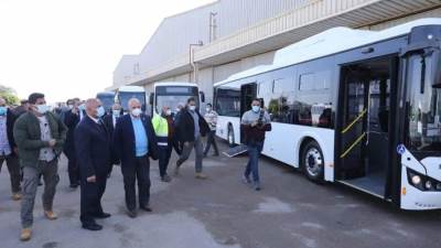 وزير النقل في زيارة لمصنع « GB POLO» العين السخنة المتخصص في صناعة الاتوبيسات