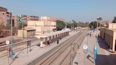تشغيل إشارات إلكترونية لـ10 كيلومترات بخط حديد «أسيوط ـ نجع حمادي»