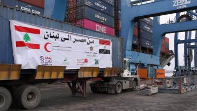 بتوجيهات رئاسية .. سفينة مساعدات مصرية إلى لبنان