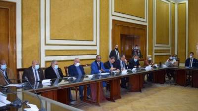 «الإسكان» تطلق استراتيجية لتعظيم الاستفادة من كل قطرة مياه