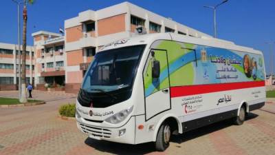  لخدمة كبار السن.. «مياه البحيرة» تخصص سيارة عملاء متنقلة بـ«أم صابر»