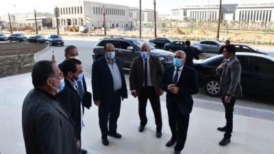 «الوزير» من العاصمة الإدارية : نهضة كبيرة يعيشها قطاع النقل فى مصر 