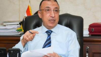 محافظ الإسكندرية :حملات يومية على الأسواق وإغلاق المحال التي ترفع الأسعار