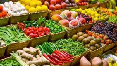 شعبة الخضروات والفاكهة : تخزين السلع يرفع اسعارها ولا داع للتهافت على المنتجات