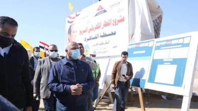 «الوزير»  يتفقد أعمال تنفيذ الخط الأول لشبكة القطار الكهربائى السريع 