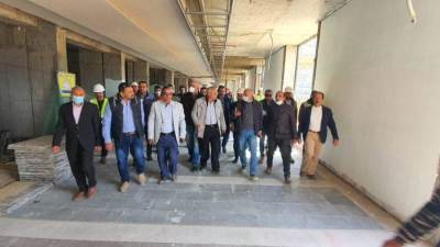 قيادات «الإسكان» تتفقد مشروعات تطوير مثلث ماسبيرو وسور مجرى العيون