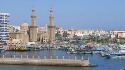 وزير الإسكان:  تنفيذ 17 مشروعاً لمياه الشرب والصرف الصحى بمحافظة بورسعيد