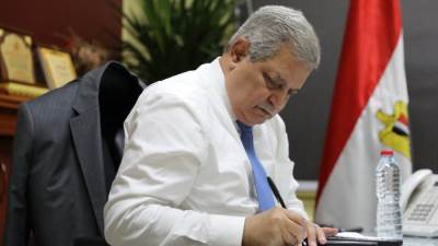 رئيس القابضة للمياه:رفع درجة الاستعداد بالشركات التابعة لاستقبال فصل الصيف وشهر رمضان 