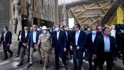 رئيس الوزراء يتفقد المتحف المصري الكبير لمتابعة الموقف التنفيذي للأعمال