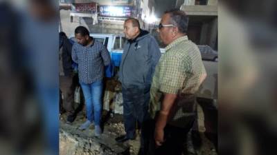 رئيس مياه المنيا يتابع أعمال اصلاح خط طرد محطة رفع صرف صحي (٥) بسمالوط