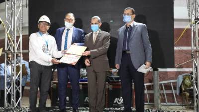 مياه الغربية: تسليم ١٧ محطة مياه شرب وصرف صحى بالغربية شهادات الإدارة الفنية المستدامة TSM