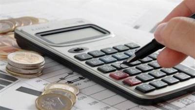  خبيرة اقتصادية: إعادة توزيع الأجور يلبي احتياجات المواطنين