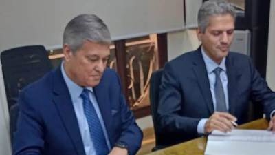 قطاع الأعمال: توقيع عقد تطوير كورنيش المقطم بمساحة 1.7 مليون متر 