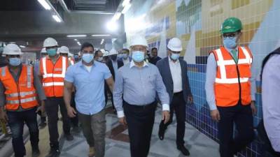 وزير النقل يتفقد المرحلة الثالثة للخط الثالث للمترو من العتبة للكيت كات للتشغيل التجريبي
