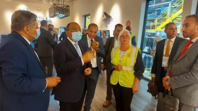 خلال زيارته للولايات المتحدة... وزير التنمية المحلية يزور مرفق إدارة تدوير المخلفات بمدينة «لاس فيجاس» 