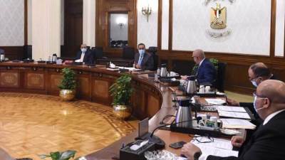 رئيس الوزراء يتابع موقف تقنين أوضاع اليد على أراضى الدولة وموقف التصالح فى مخالفات البناء
