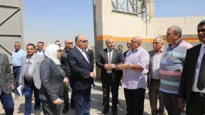 محافظ القاهرة يوجه بسرعة حل مشاكل المستثمرين بالمنطقة الصناعية الاستثمارية بالقطامية