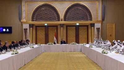 «مدبولى»  يلتقي كبار المستثمرين الإماراتيين للتعريف بالفرص الاستثمارية على أرض مصر