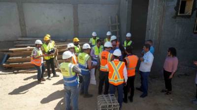 فريق الوكالة الأمريكية للتنمية يبحث مشروع الدعم الفنى للمياه بسوهاج