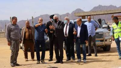 محافظ جنوب سيناء: إقامة 27 مشروعا قوميا بشرم الشيخ  استعدادا لمؤتمر تغيير المناخ 