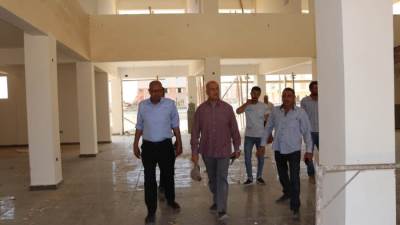 «عمران» يتفقد مشروع «نادى المحور الشرقي للخدمات» بمدينة العاشر 