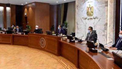 خلال اجتماع الحكومة الأسبوعي ...  رئيس الوزراء يؤكد أهمية مشروعات الإنتاج الحيواني في تحقيق الأمن الغذائي لمصر