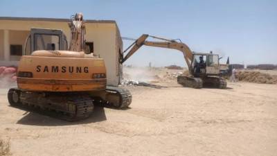 بالتعاون مع الشرطة ..إزالة التعديات على 2642 فدانا داخل كردون مدينة الفشن الجديدة