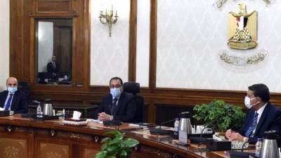 رئيس الوزراء يبحث آلية إدارة وتشغيل شركة العاصمة الإدارية الجديدة لمرافق المدينة