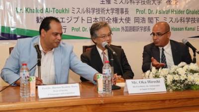 «كلية اللغات والترجمة» جامعة مصر للعلوم والتكنولوجيا.. برامج دراسية مميزة تجمع بين الدراسة النظرية والدراسة المعملية 