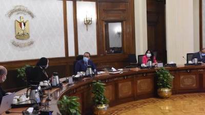 رئيس الوزراء يُتابع الموقف التنفيذي للـ 100 إجراء الخاصة بالنهوض بقطاع الصناعة