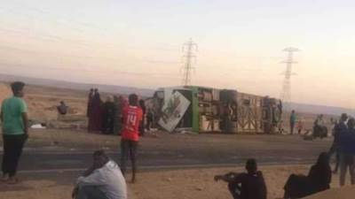 مصرع 8 أشخاص وإصابة 44 آخرين في حادث تصادم بطريق أبوسمبل
