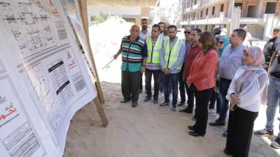 بالصور .. محافظ دمياط تتابع الموقف التنفيذى لمشروع انشاء 4 عمارات للإسكان الاستثماري