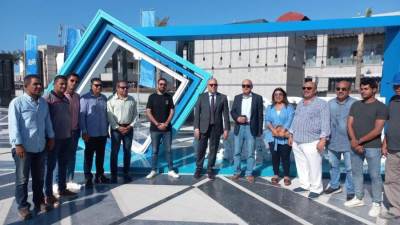 وزير الاسكان ورئيس هيئة المجتمعات العمرانية وجهاز مدينة العلمين في  جولة تفقدية «لنورث سكوير مول»