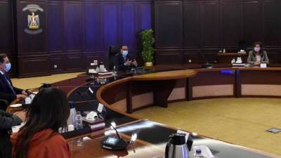 مدبولى:الحكومة تولي أهمية خاصة لتعزيز أداء البورصه المصرية