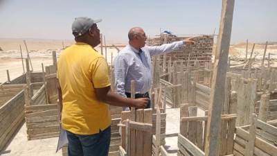 «هارب» يتفقد أعمال الطرق وعمارات الاسكان الاجتماعي «بسوهاج الجديده»