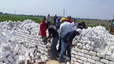 محافظ بورسعيد: إزالة مخالفة  بمنطقة 2000 فدان على مساحة 120م