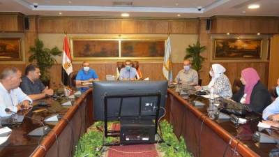 محافظ الغربية لرؤساء الوحدات المحلية: التواجد في الشارع ليلاً ونهاراً لمنع أي تعد على الأراضي الزراعية